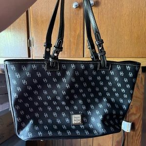 Dooney and Bourke purse